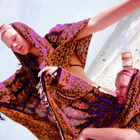 Meet your Posher, Abigail - Picture 1 of 1